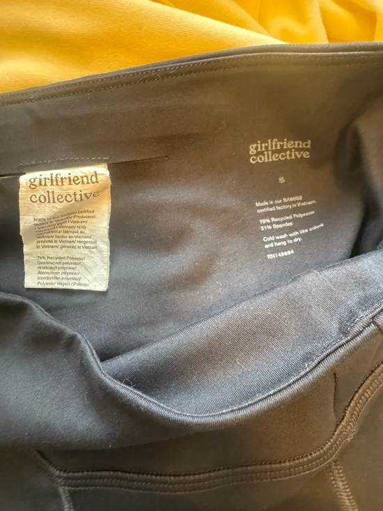 Girlfriend Collective Compressive High-Rise Leggings - Picture 5 of 5